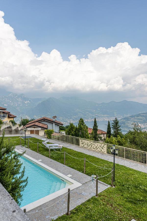 La Dolce Vita - Vista Lago E Piscina Parzanica المظهر الخارجي الصورة