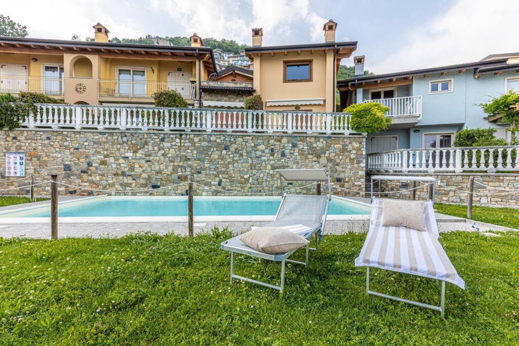 La Dolce Vita - Vista Lago E Piscina Parzanica المظهر الخارجي الصورة